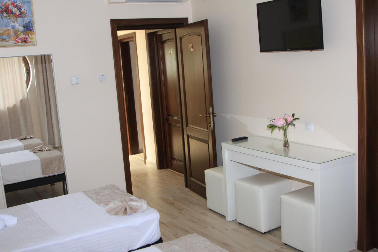 Camere De Inchiriat Băltenii de Sus Екстериор снимка