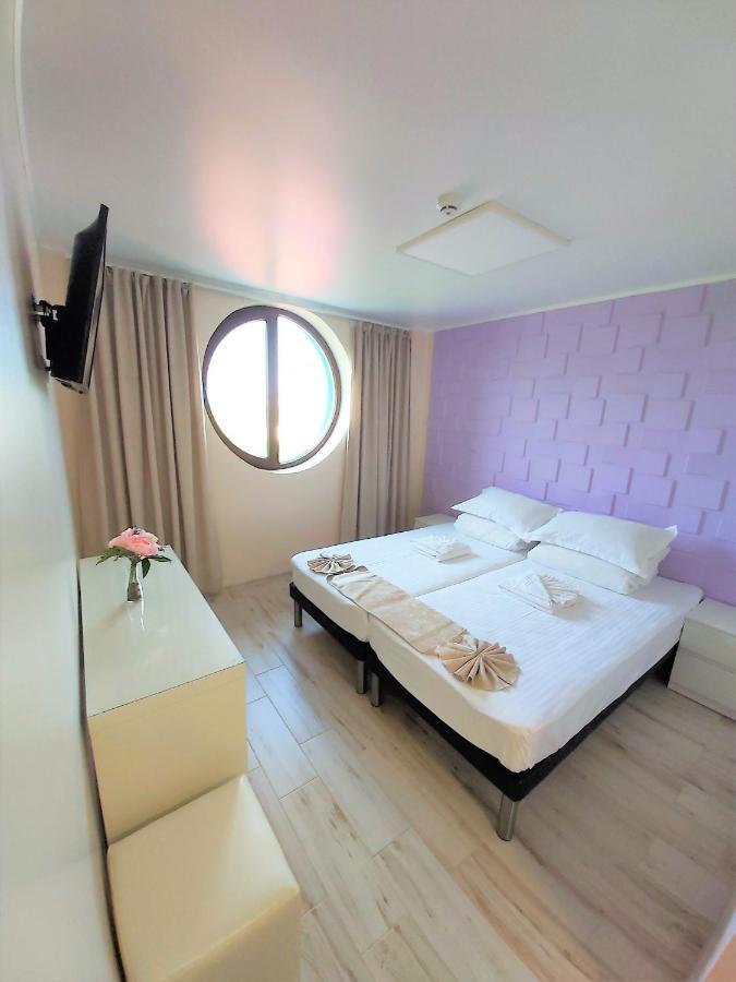 Camere De Inchiriat Băltenii de Sus Екстериор снимка