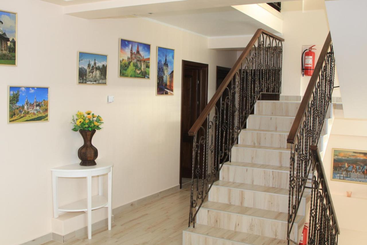 Camere De Inchiriat Băltenii de Sus Екстериор снимка
