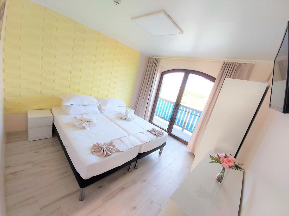 Camere De Inchiriat Băltenii de Sus Екстериор снимка